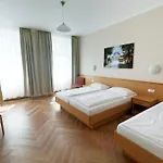 Pension Fünfhaus