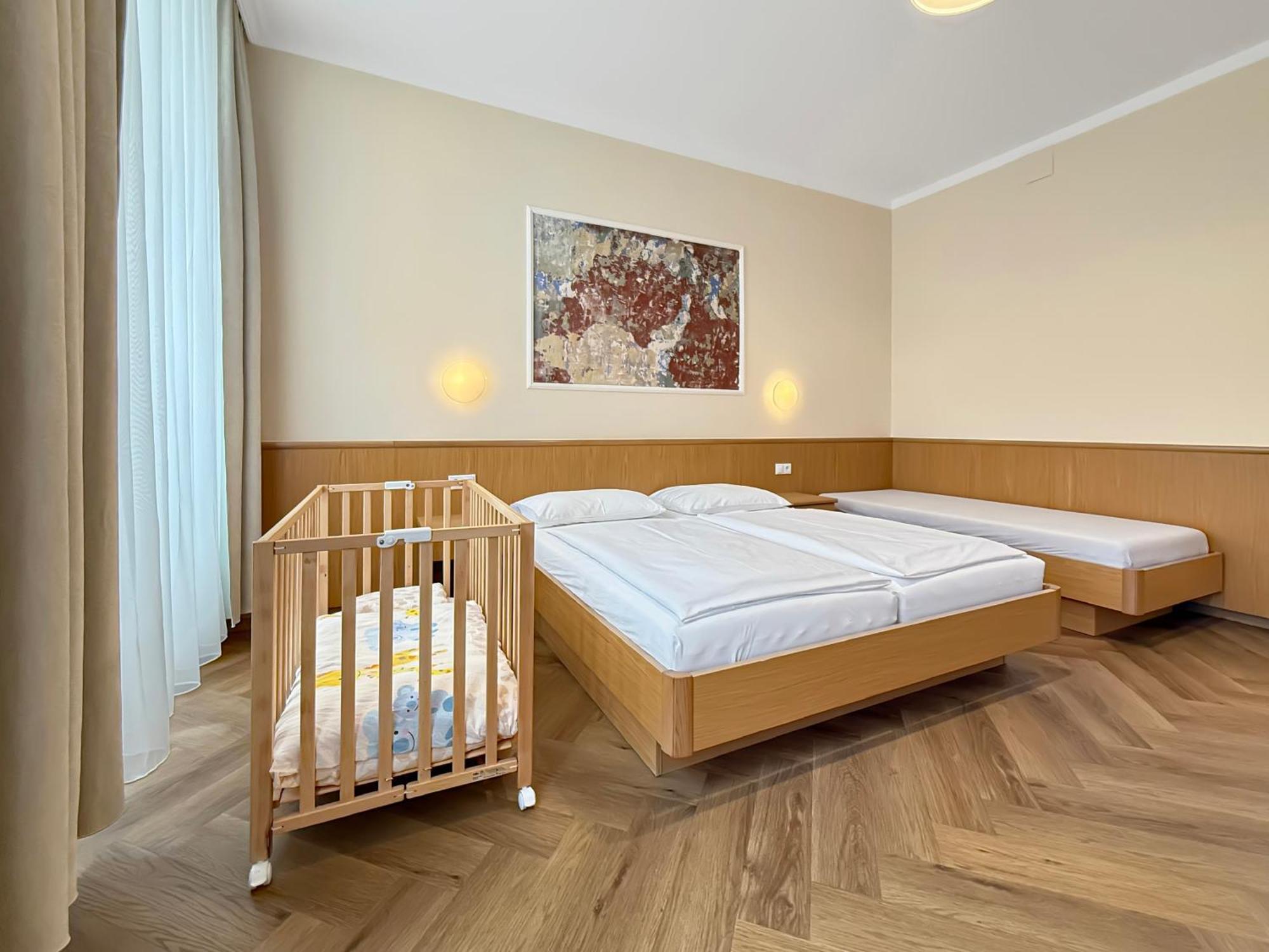 Fünfhaus 3*
